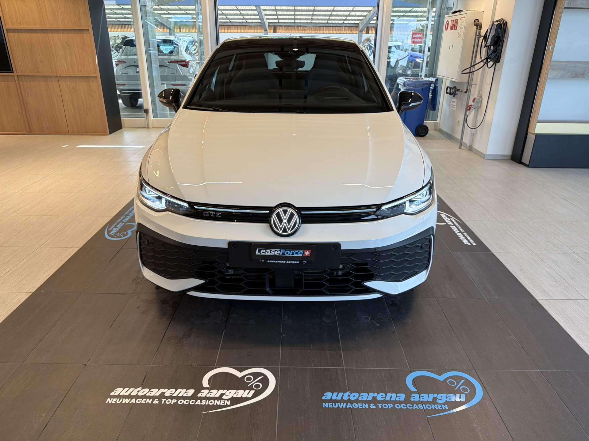 VW Golf 1.5 TSi PHEV GTE DSG-Automat-image-10