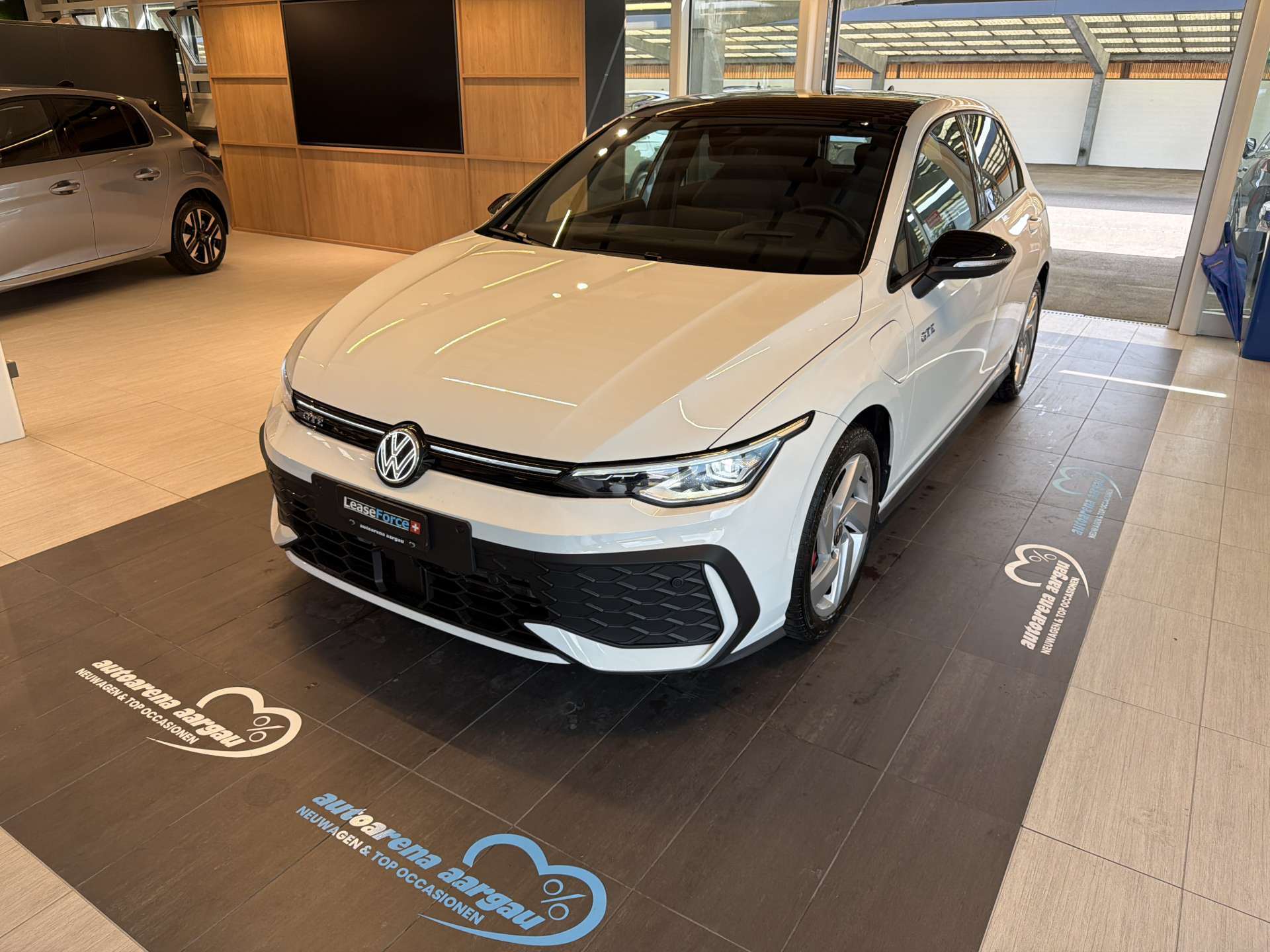 VW Golf 1.5 TSi PHEV GTE DSG-Automat-image-0