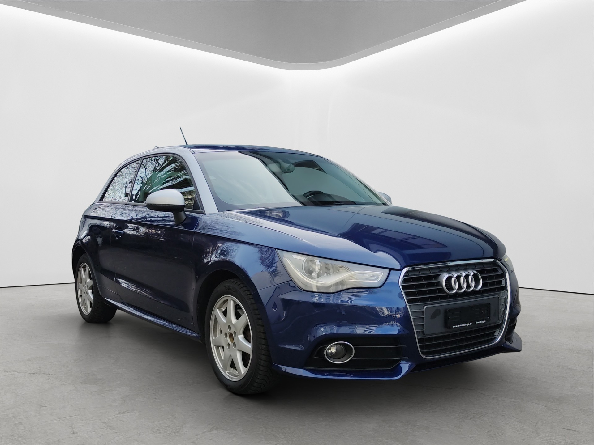 AUDI A1 1.4 TFSI Attraction S-tronic-image-10