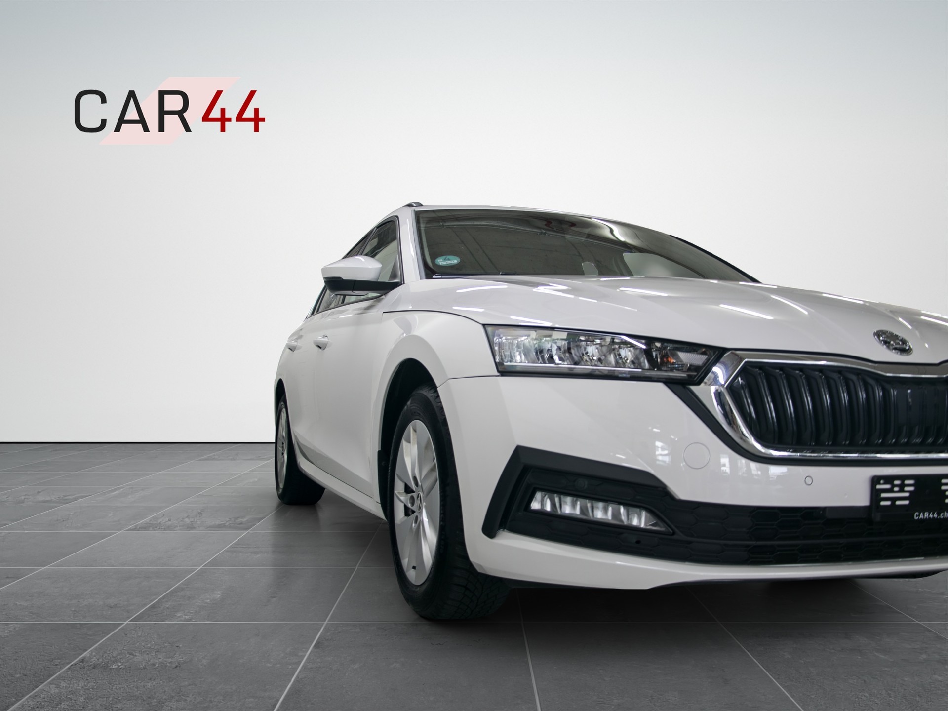 SKODA Octavia Combi 2.0 TDI DSG Ambition 4x4-image-12
