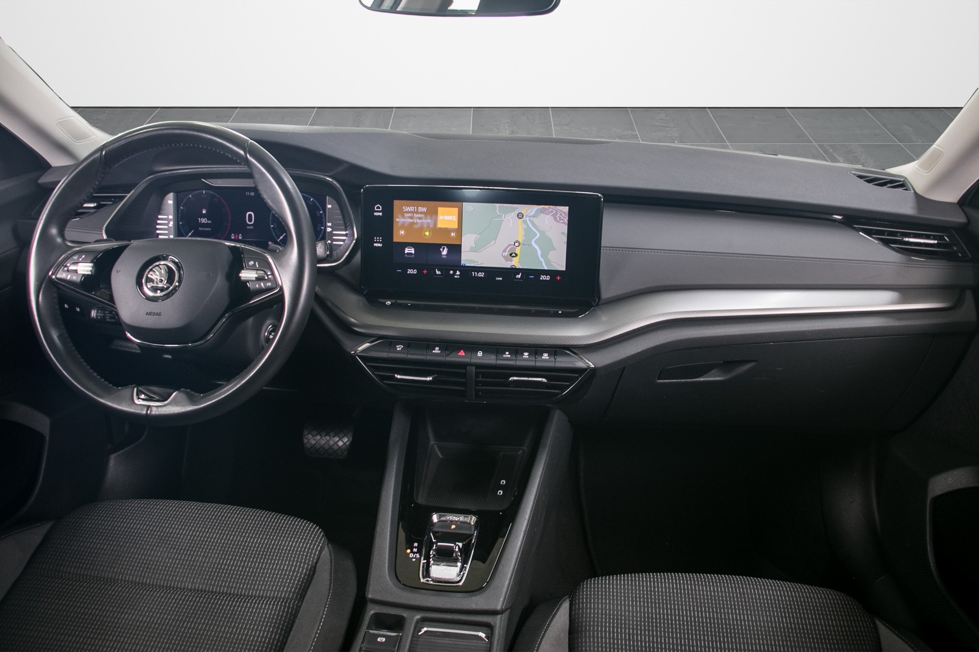 SKODA Octavia Combi 2.0 TDI DSG Ambition 4x4-image-3