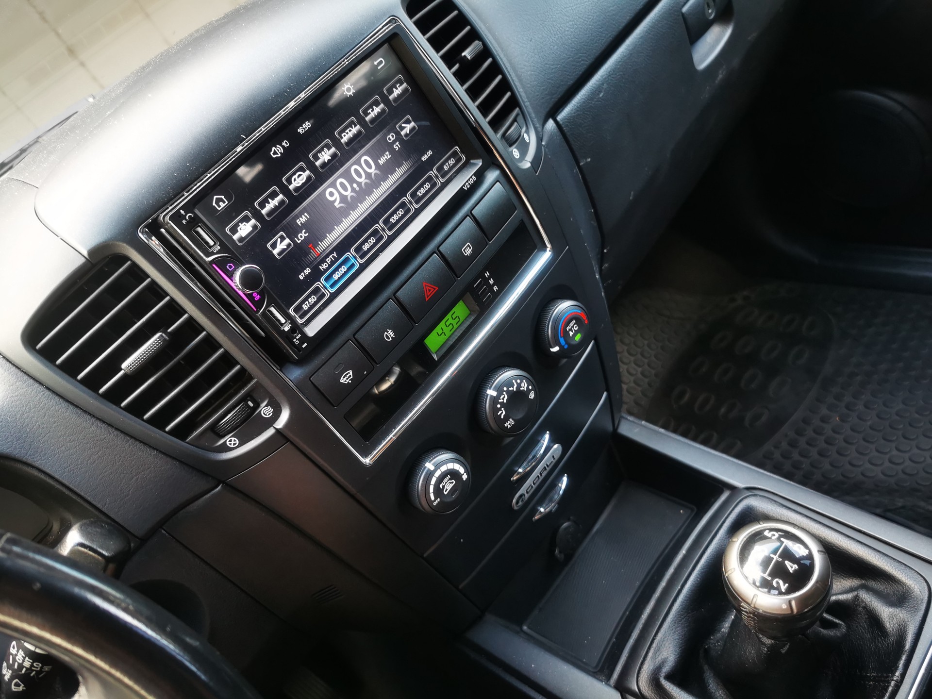 KIA Sorento 2.5 CRDI Style-image-8