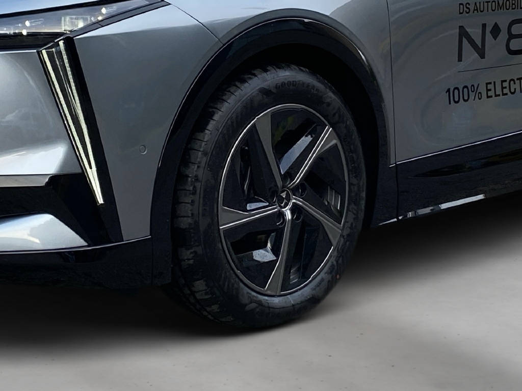 DS AUTOMOBILES No8 230ch Automatique PALLAS-showroom-element-3