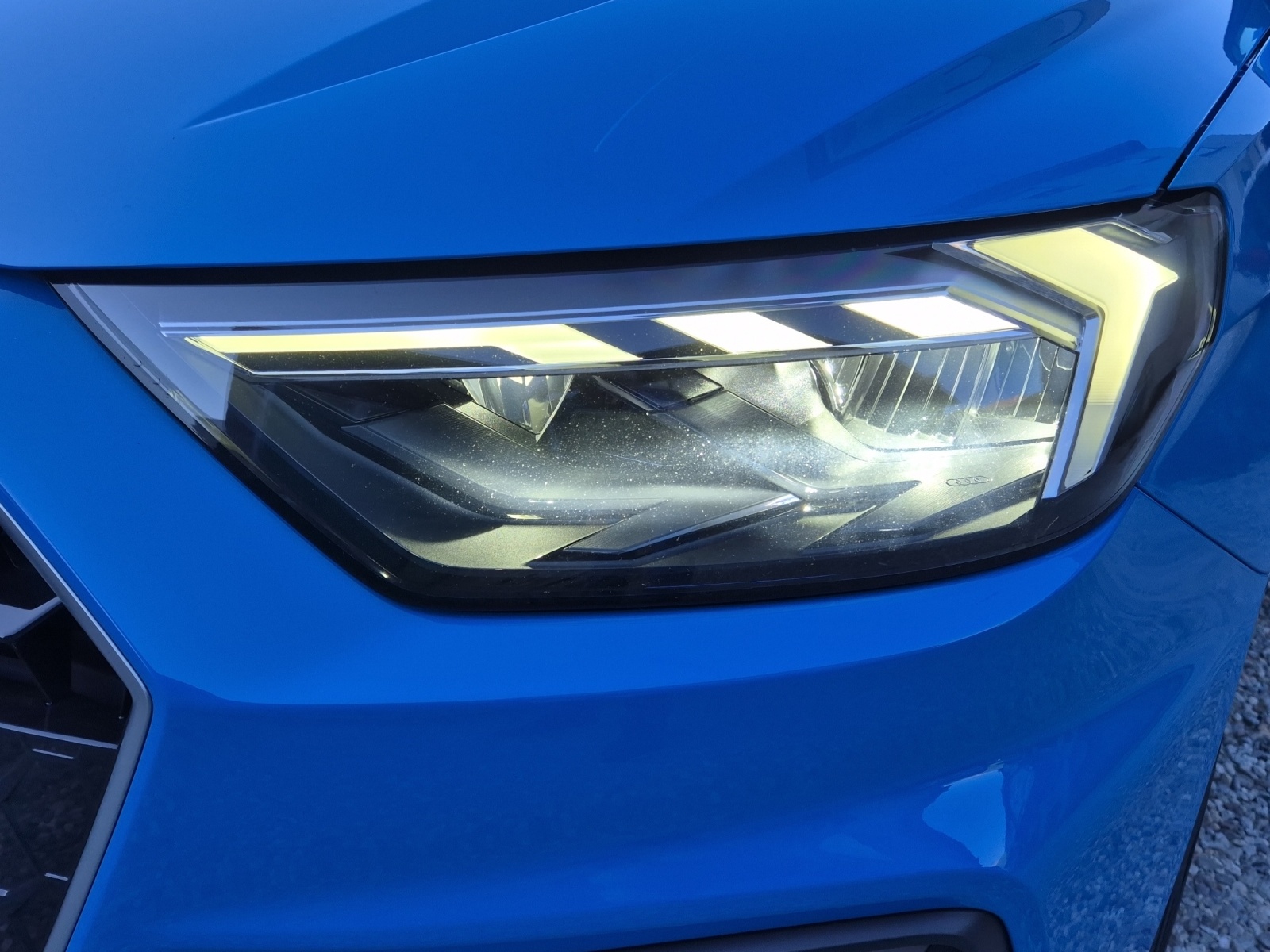 AUDI A1 Sportback 30 TFSI S-LINE-image-1