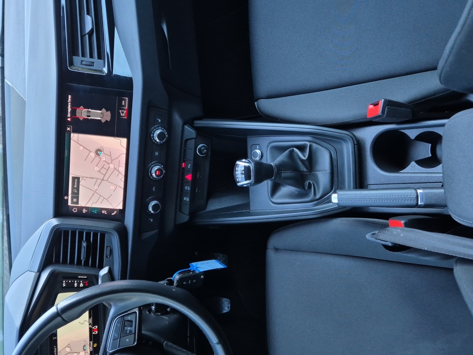 AUDI A1 Sportback 30 TFSI S-LINE-image-11