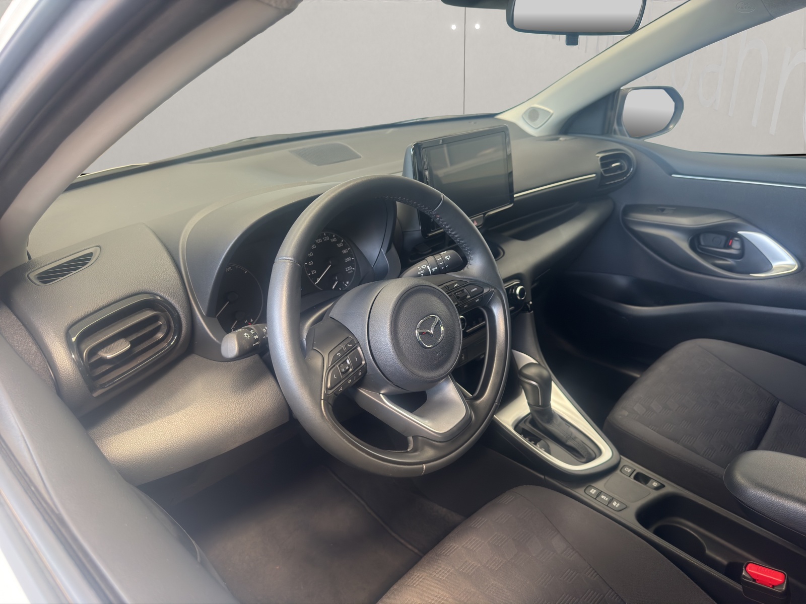 MAZDA 2 1.5 Hybrid 115 PS Exclusive-Line-image-4