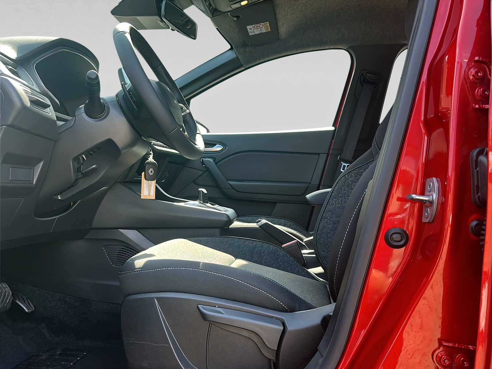 RENAULT Captur-image-3