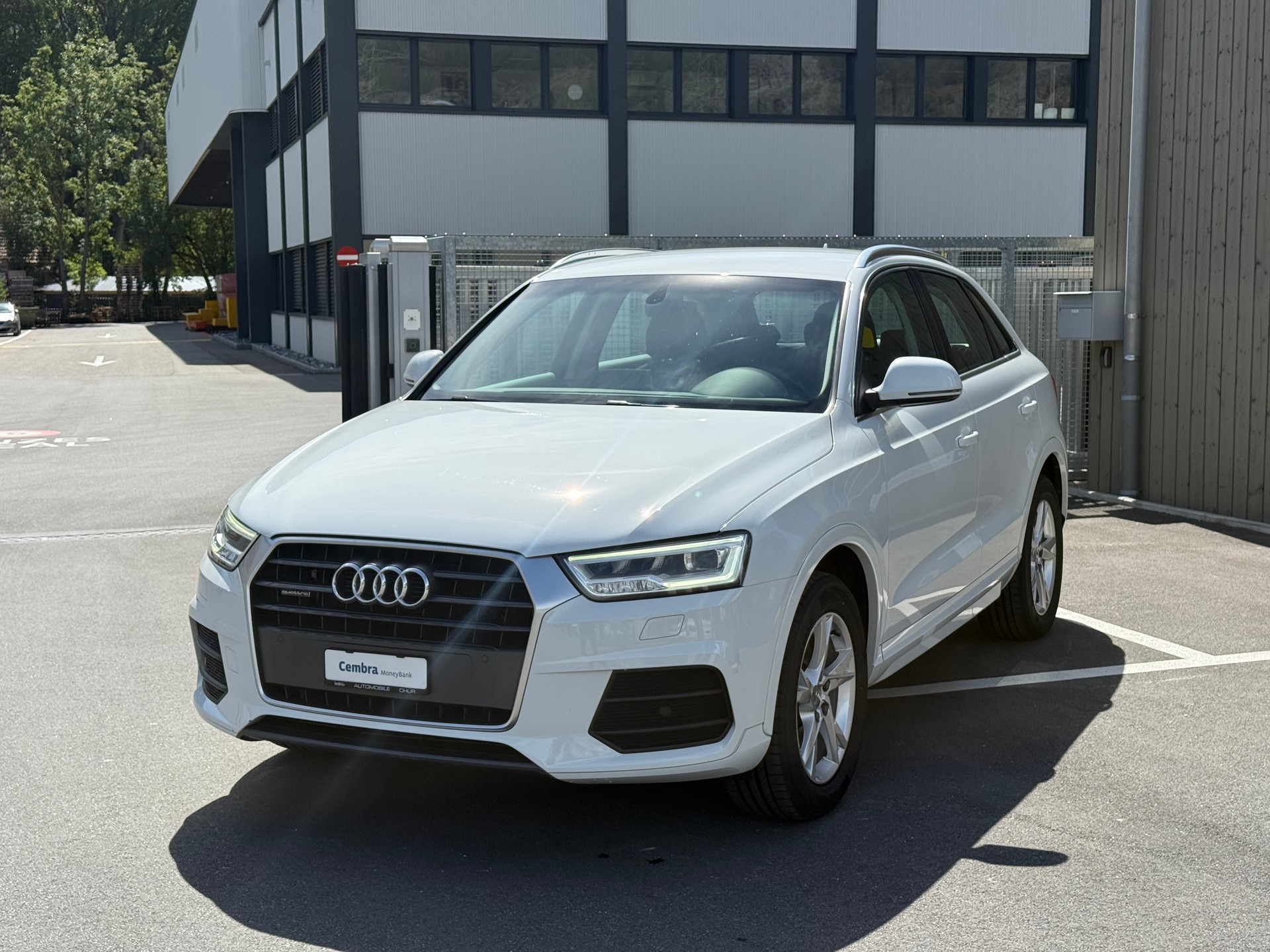 AUDI Q3 2.0 TDI sport quattro S-tronic