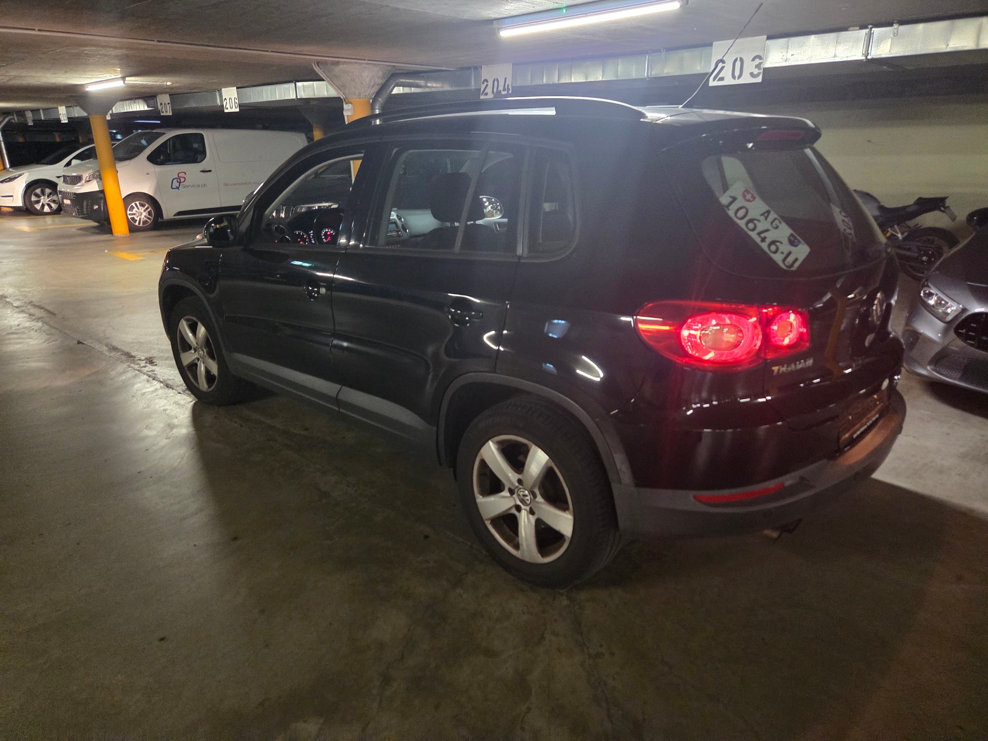 VW Tiguan 1.4 TSI BlueMotion Value 4x2-image-5
