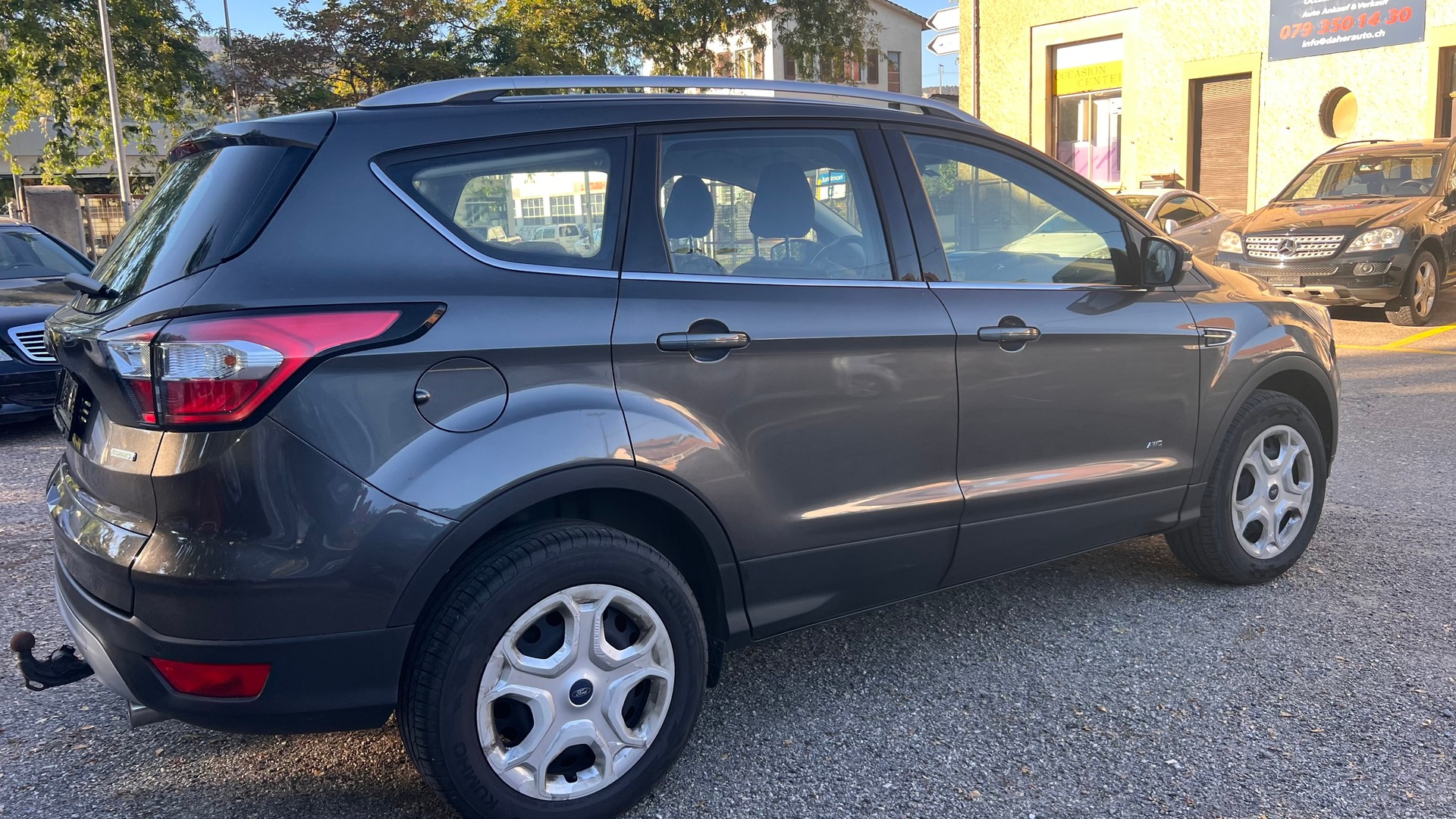 FORD Kuga 1.5 SCTi Titanium 4WD Automatic-image-2