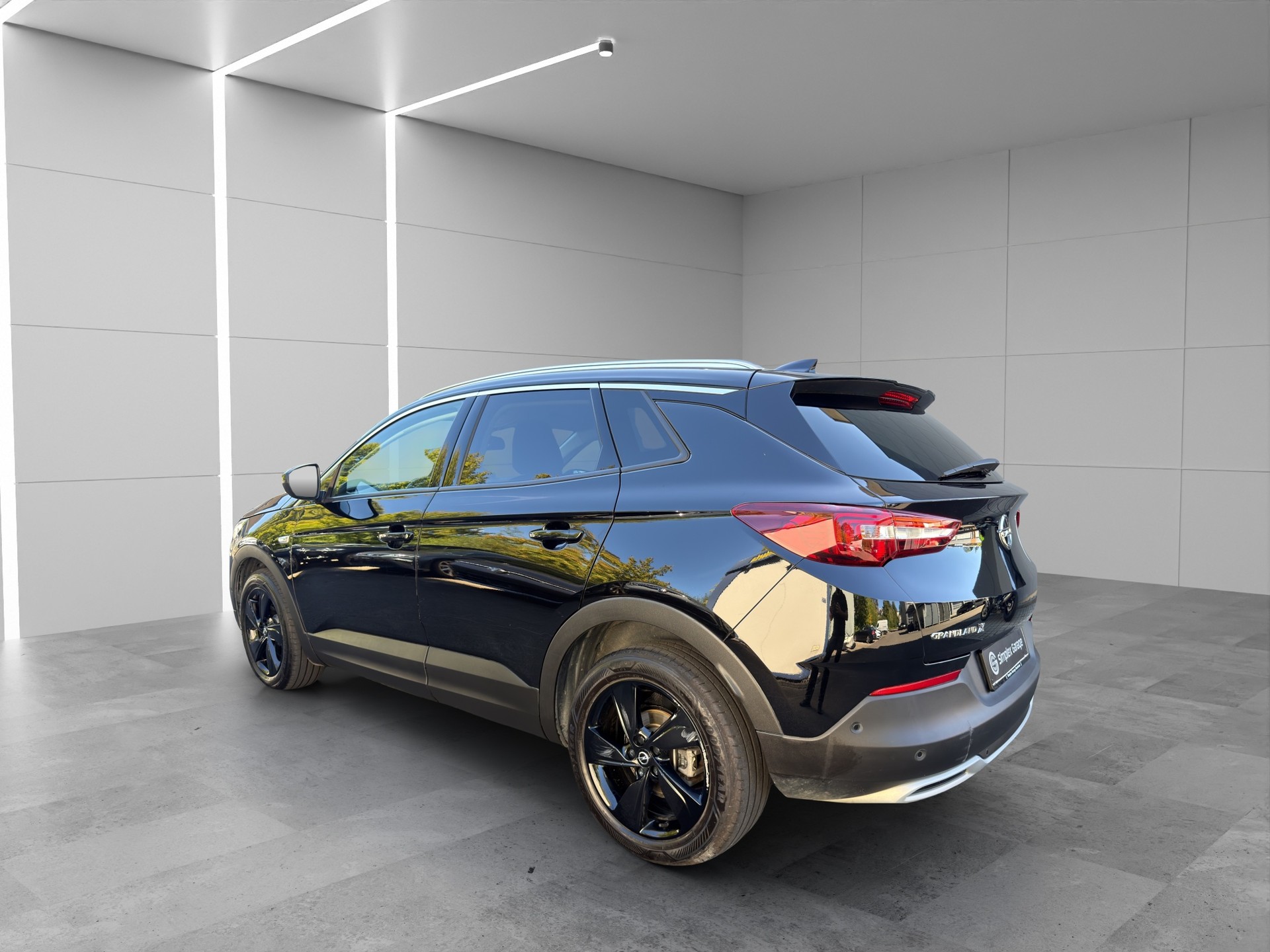 OPEL Grandland X 1.2i TP Excellence Automatik-image-2