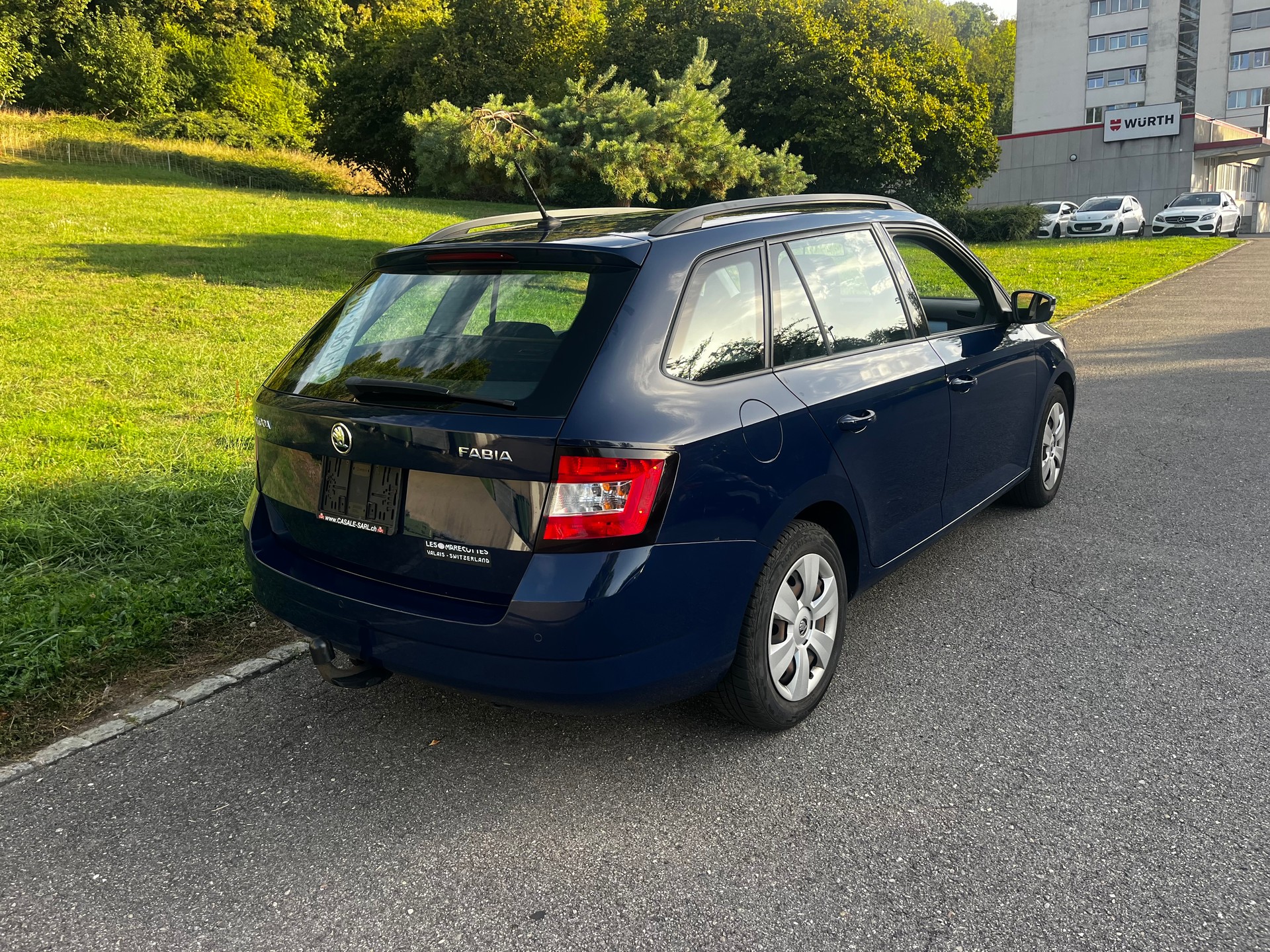 SKODA Fabia 1.2 TSI Ambition-image-1