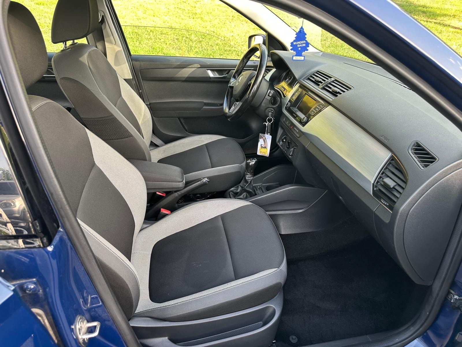 SKODA Fabia 1.2 TSI Ambition-image-14