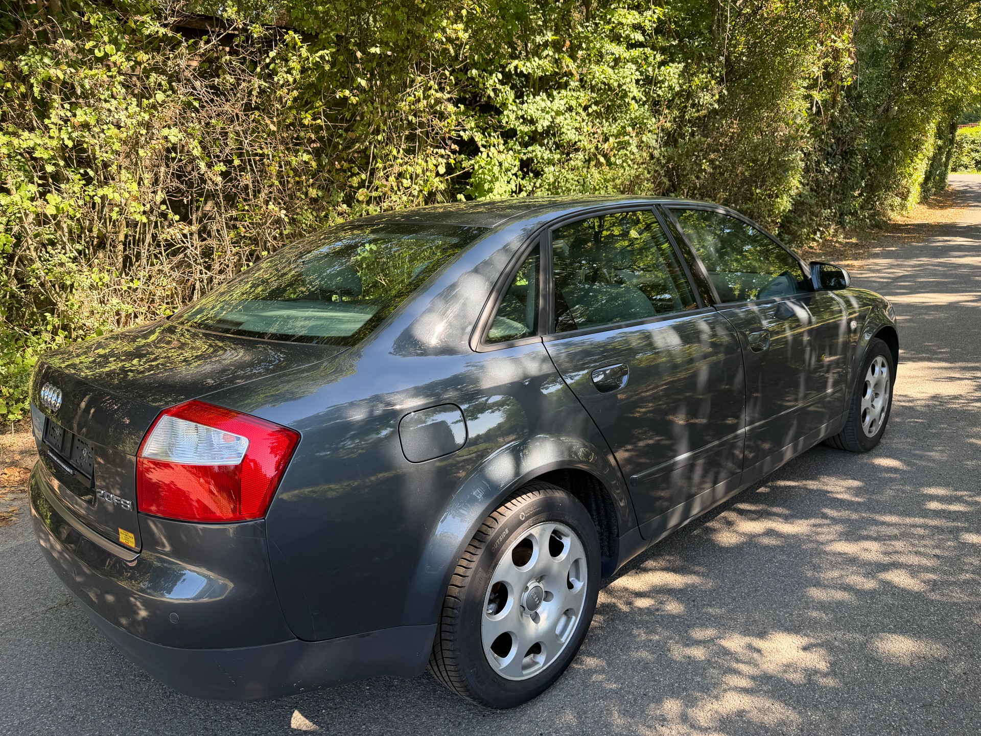AUDI A4 2.0 FSI-image-3