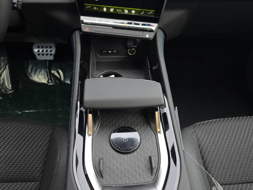 RENAULT Austral 1.2 E-Tech esprit Alpine-image-8