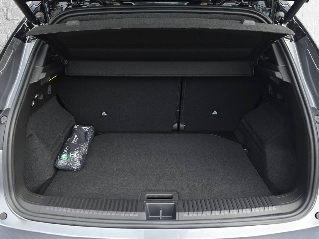 RENAULT Austral 1.2 E-Tech esprit Alpine-image-11