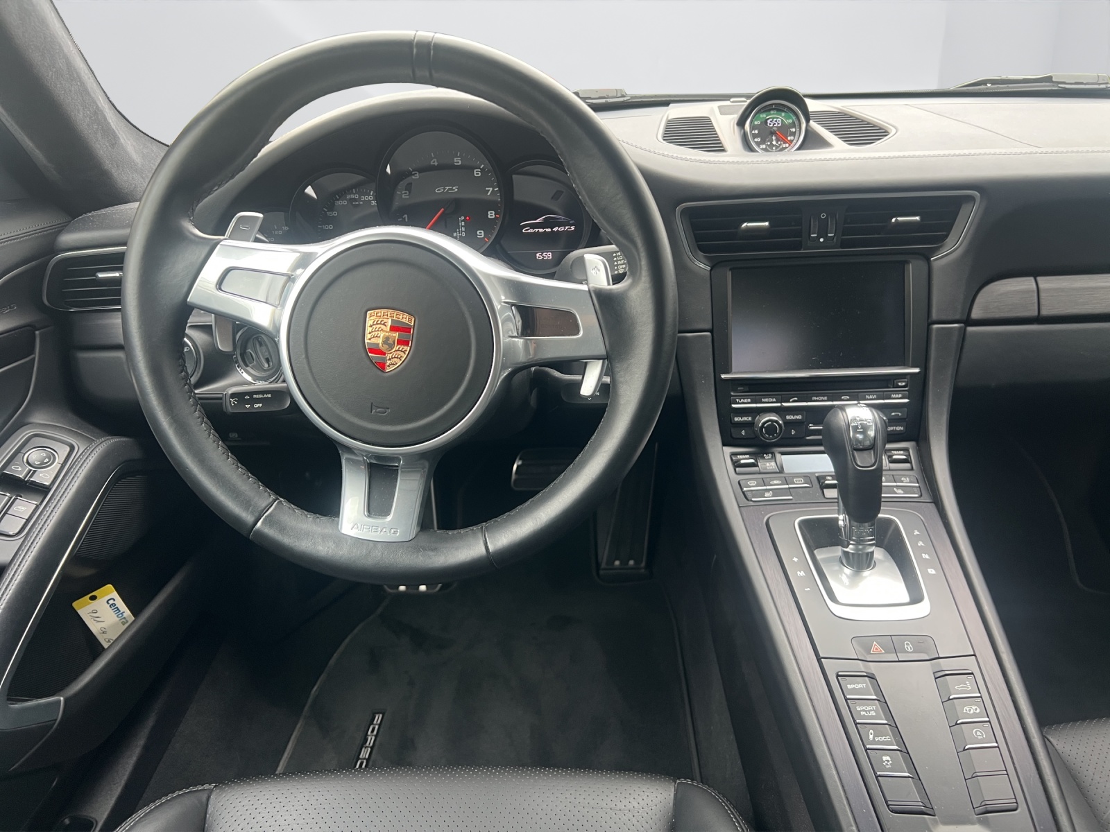 PORSCHE 911 Carrera 4 GTS PDK-image-9