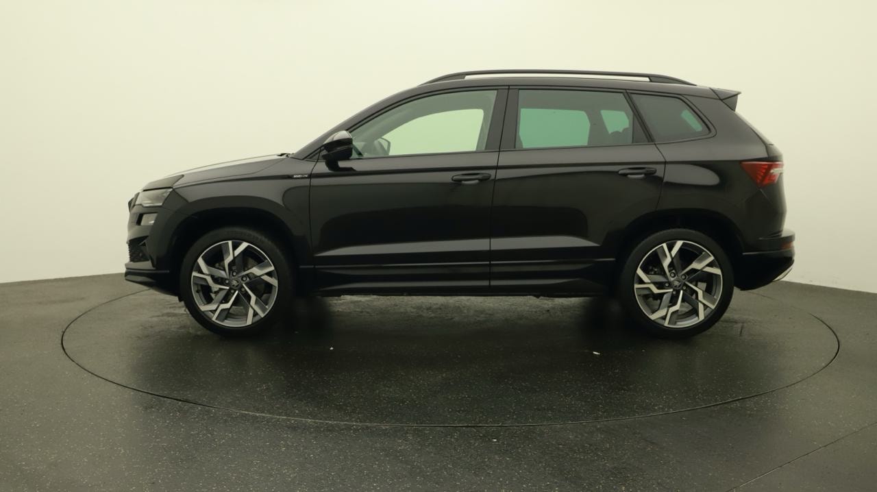 SKODA Karoq 2.0 TSI SportLine 4x4 DSG-image-1
