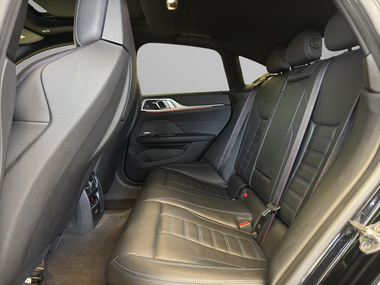 BMW 4er Gran Coupé M440i xDrive M-SportPaket-image-19