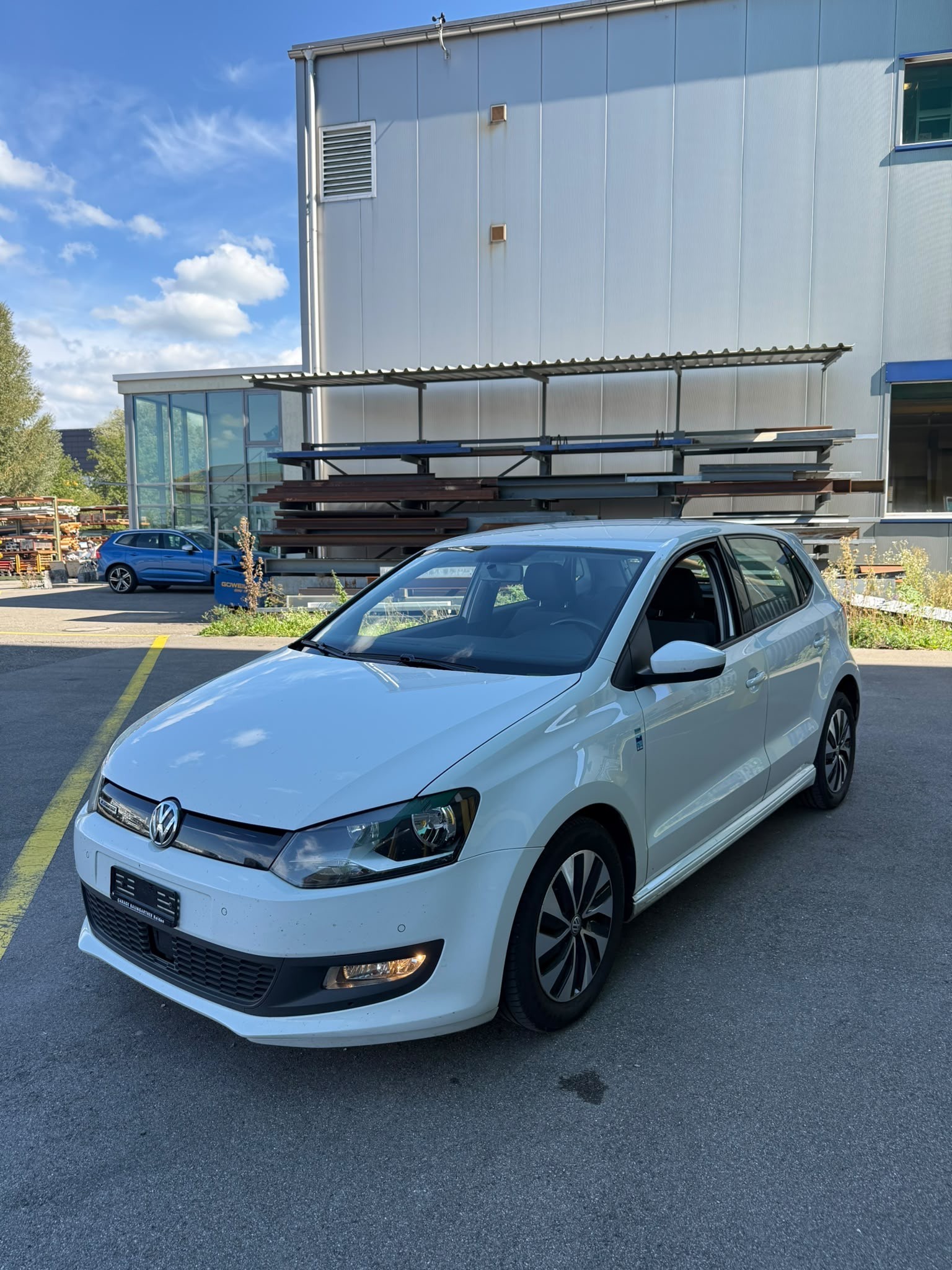 VW Polo 1.0 TSI BMT Trendline-image-2