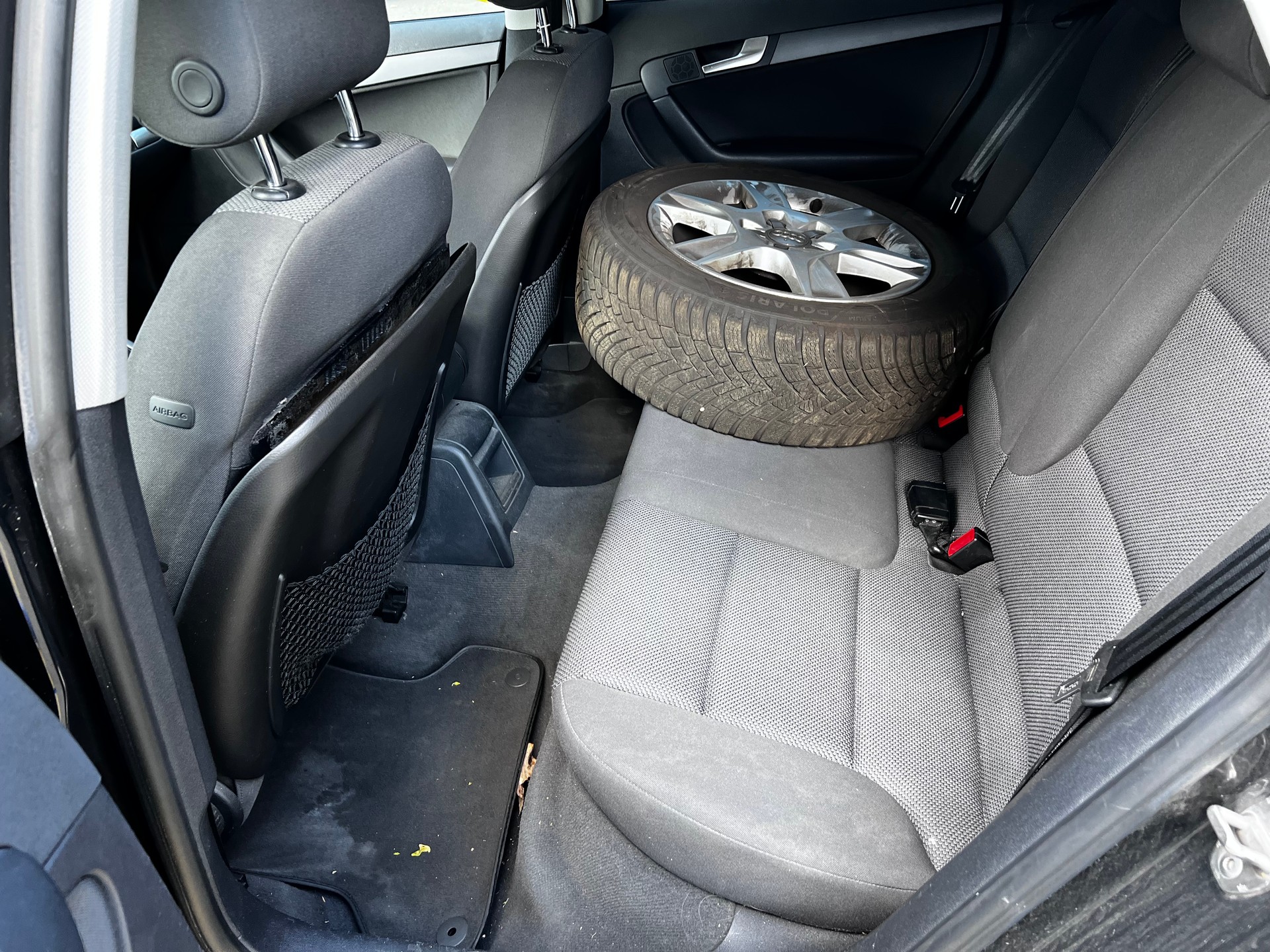 AUDI A3 Sportback 1.8 TFSI Attraction-image-8