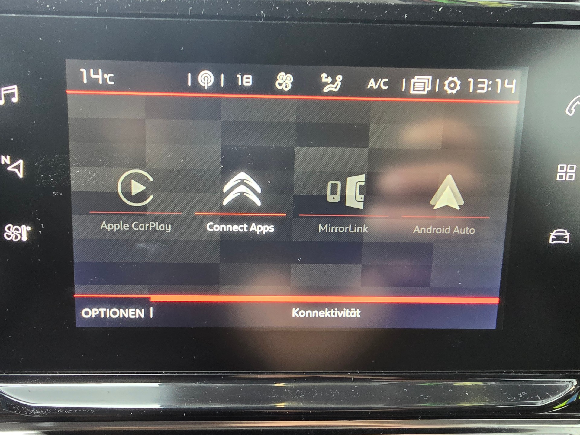 CITROEN C3 1.2i PureTech Shine EAT6-image-10