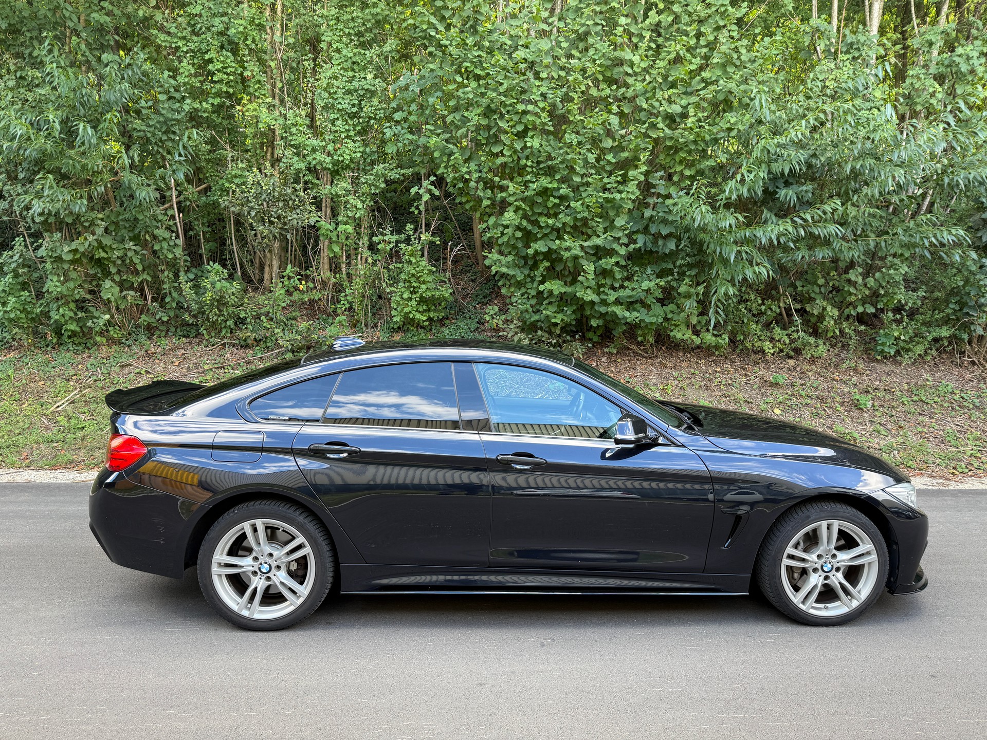 BMW BMW 435 xDrive Sport M Performance-image-9