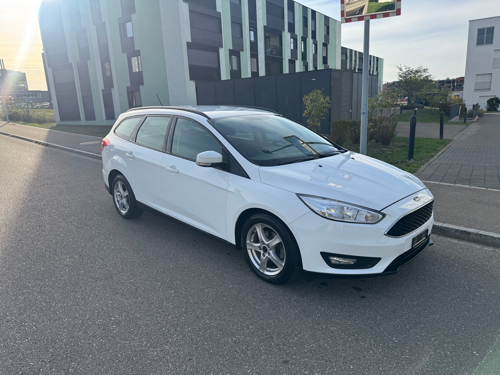 FORD Focus 1.5 TDCi ECOnetic Business-image-2