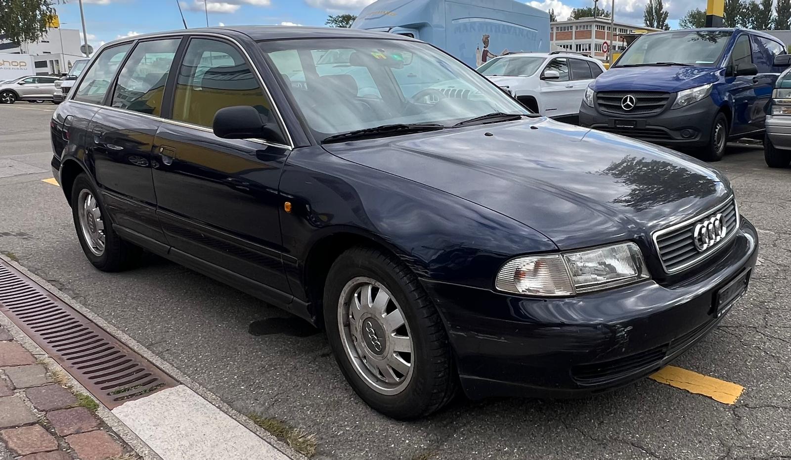 AUDI A4 Avant-image-1