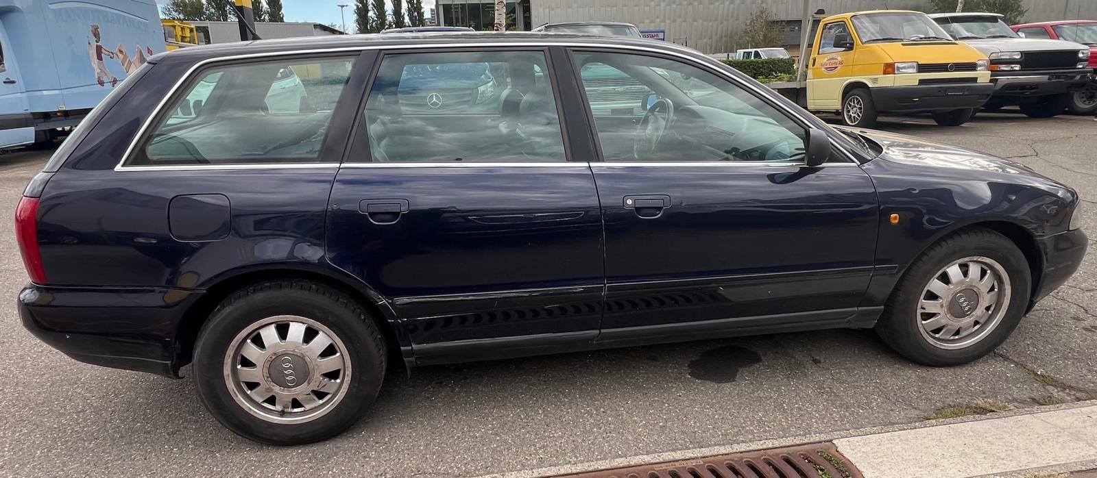 AUDI A4 Avant-image-2