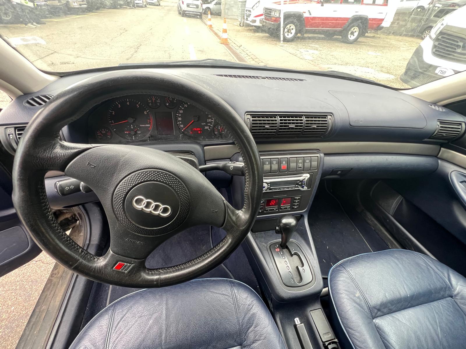 AUDI A4 Avant-image-5