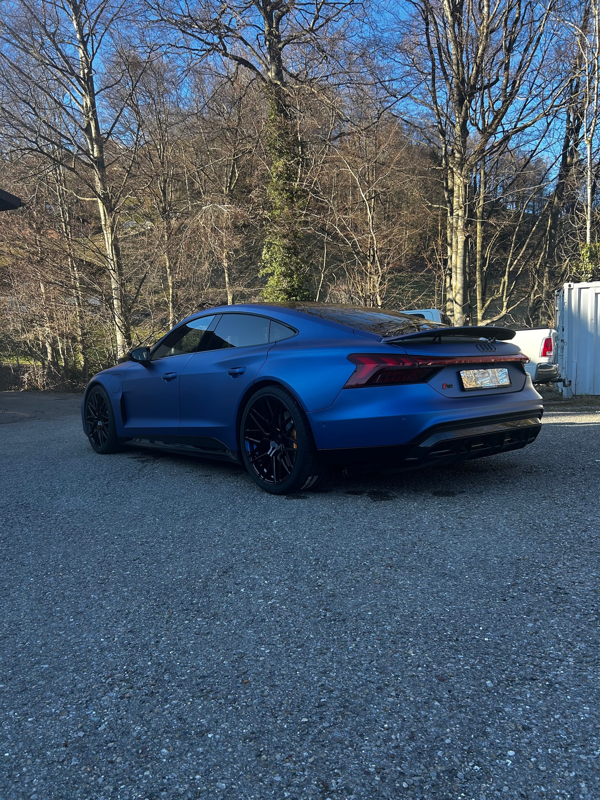 AUDI RS e-tron GT quattro-image-12