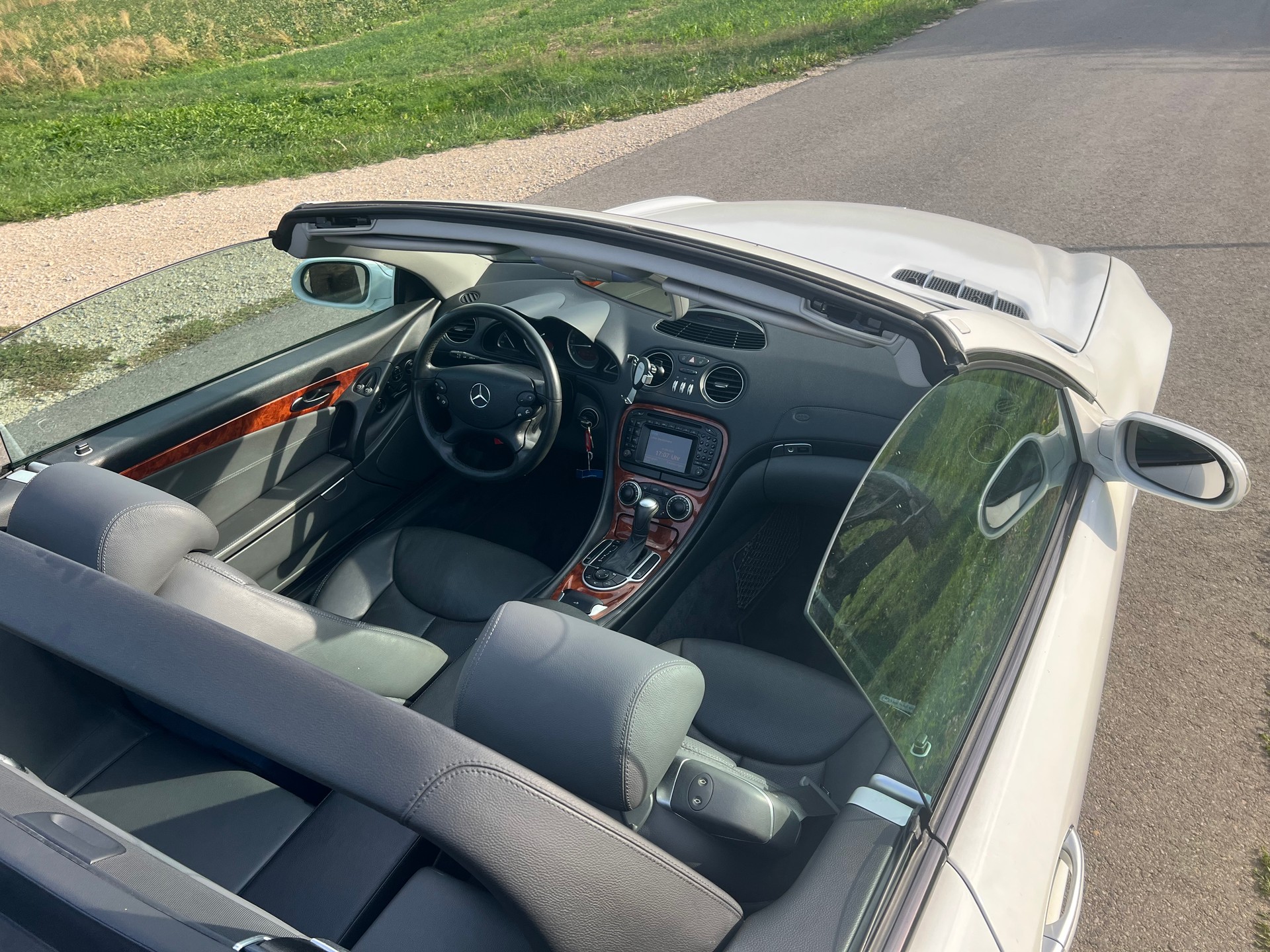 MERCEDES-BENZ SL 350 V6-image-13