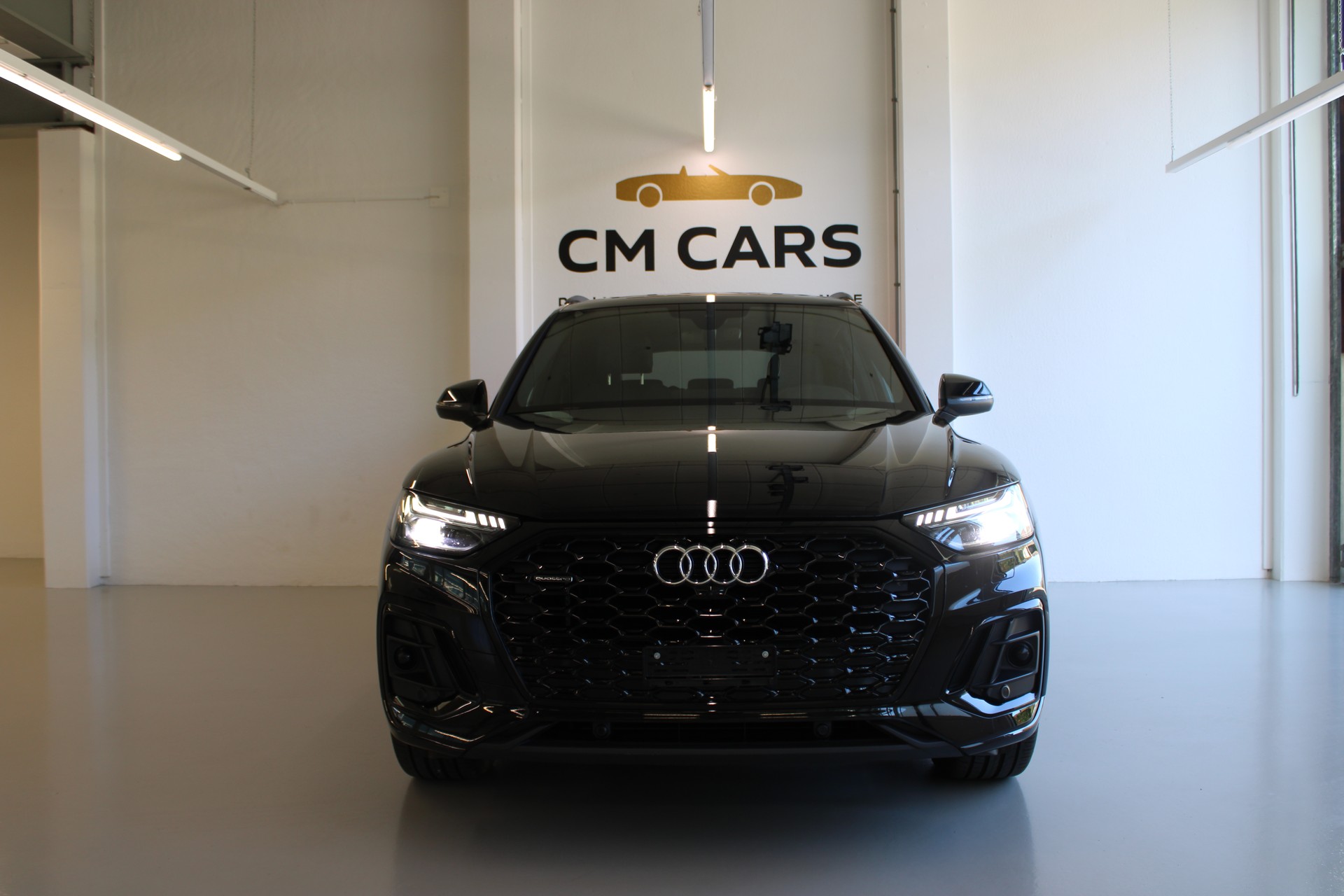 AUDI Q5 Sportback 40 TDI S line quattro S-tronic-image-3