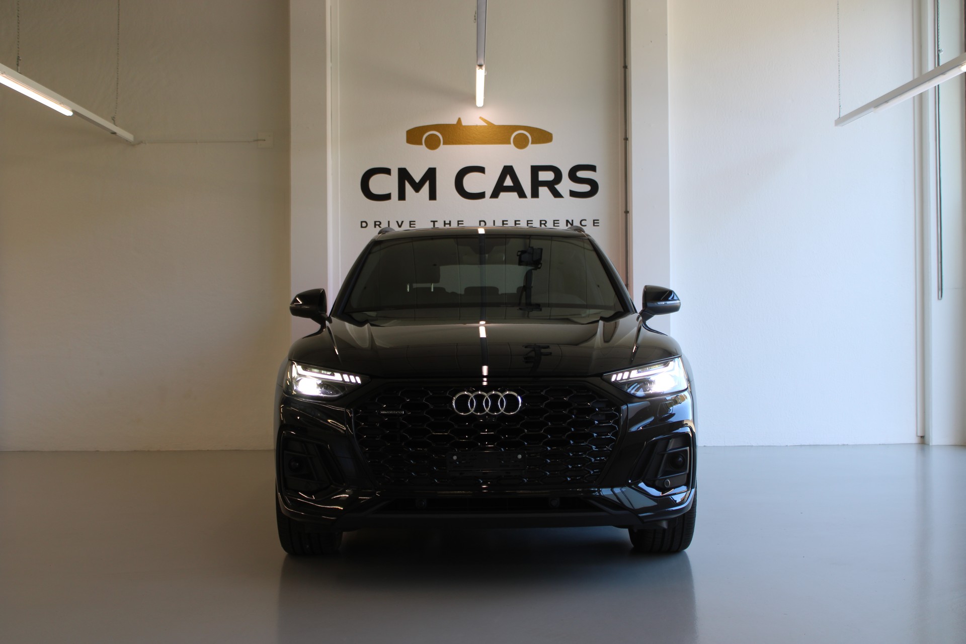 AUDI Q5 Sportback 40 TDI S line quattro S-tronic-image-1