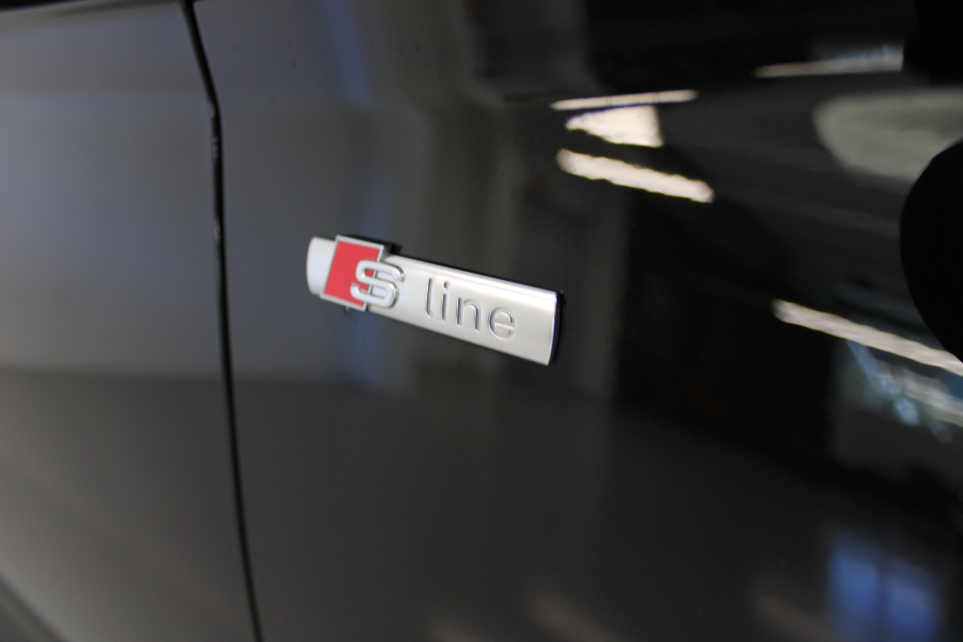 AUDI Q5 Sportback 40 TDI S line quattro S-tronic-image-21