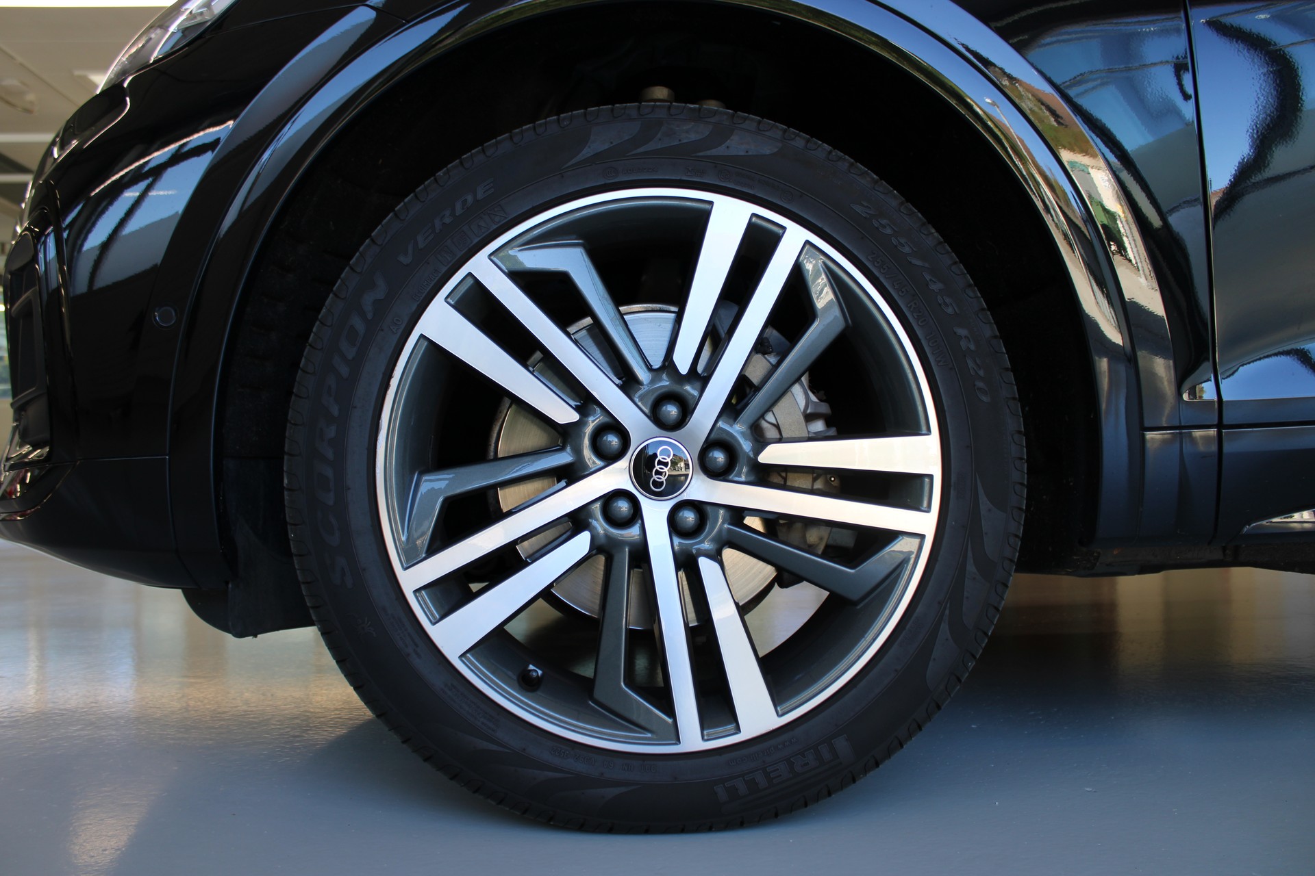 AUDI Q5 Sportback 40 TDI S line quattro S-tronic-image-17