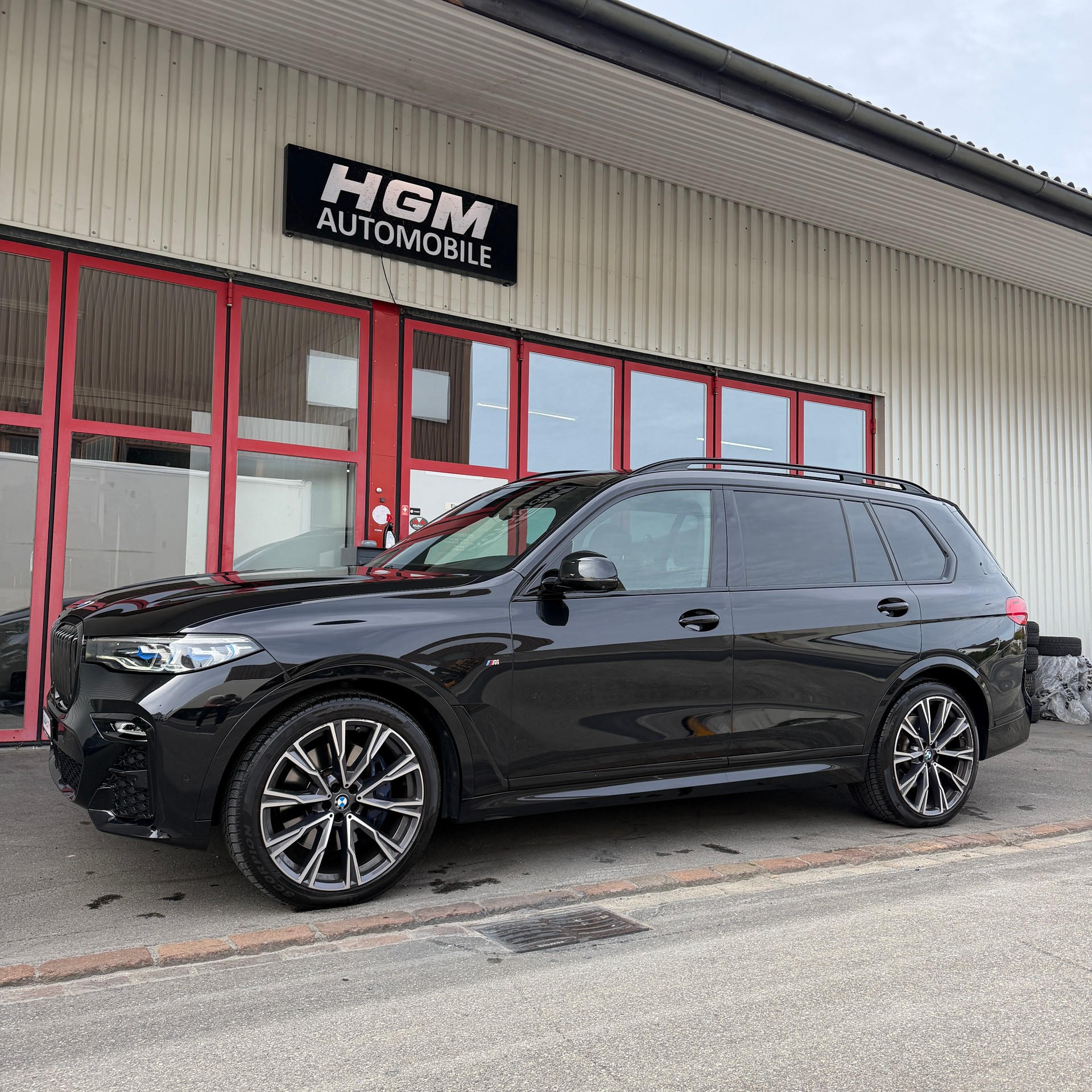 BMW X7 xDrive 48V 40d Steptronic-image-2