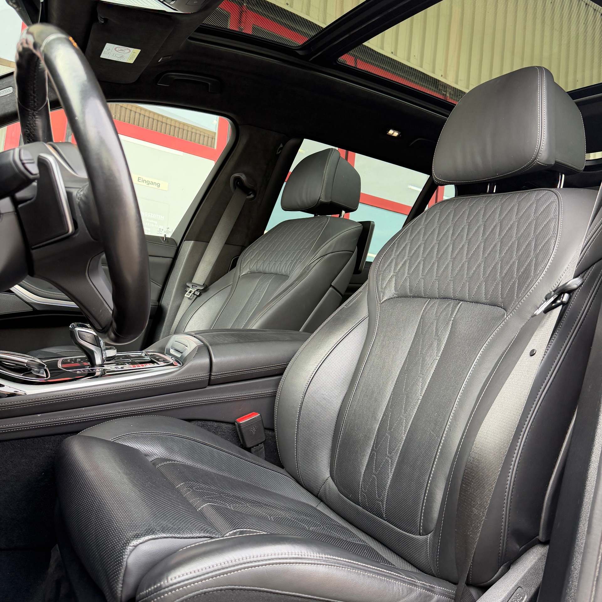 BMW X7 xDrive 48V 40d Steptronic-image-12