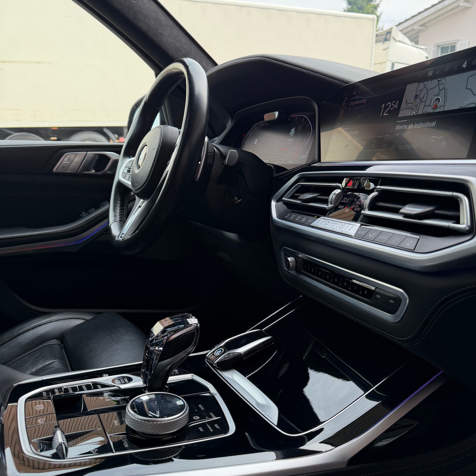 BMW X7 xDrive 48V 40d Steptronic-image-13