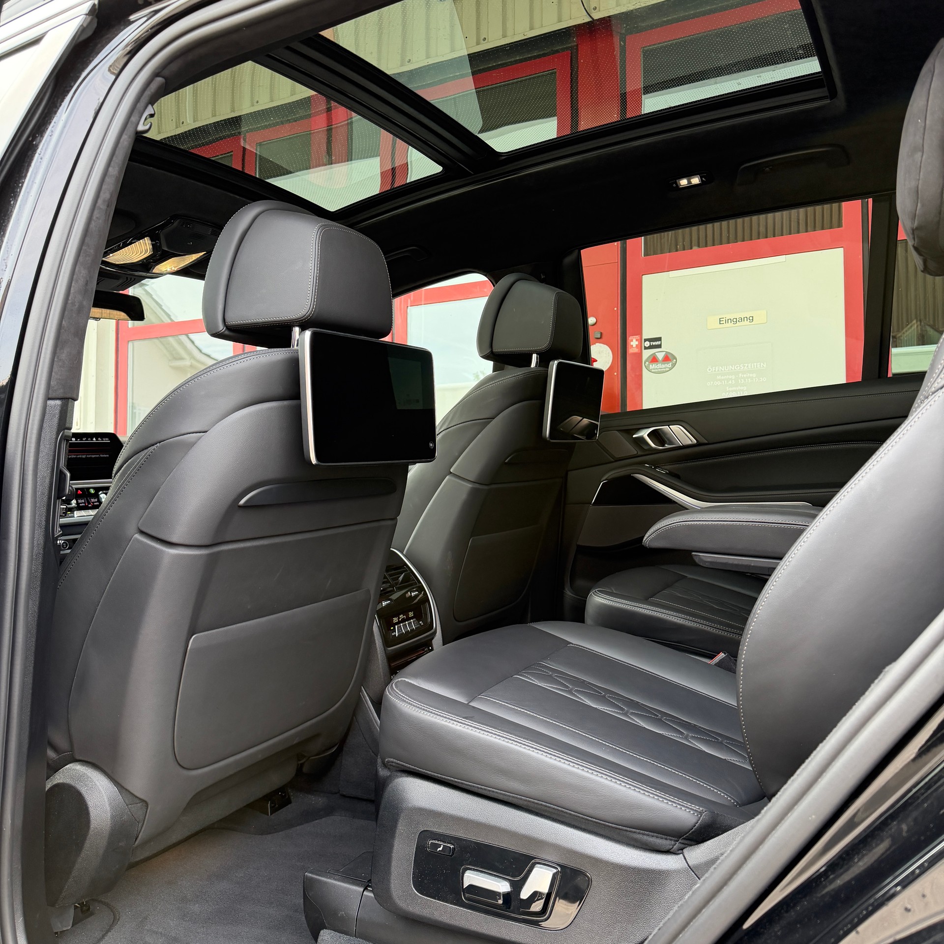 BMW X7 xDrive 48V 40d Steptronic-image-7
