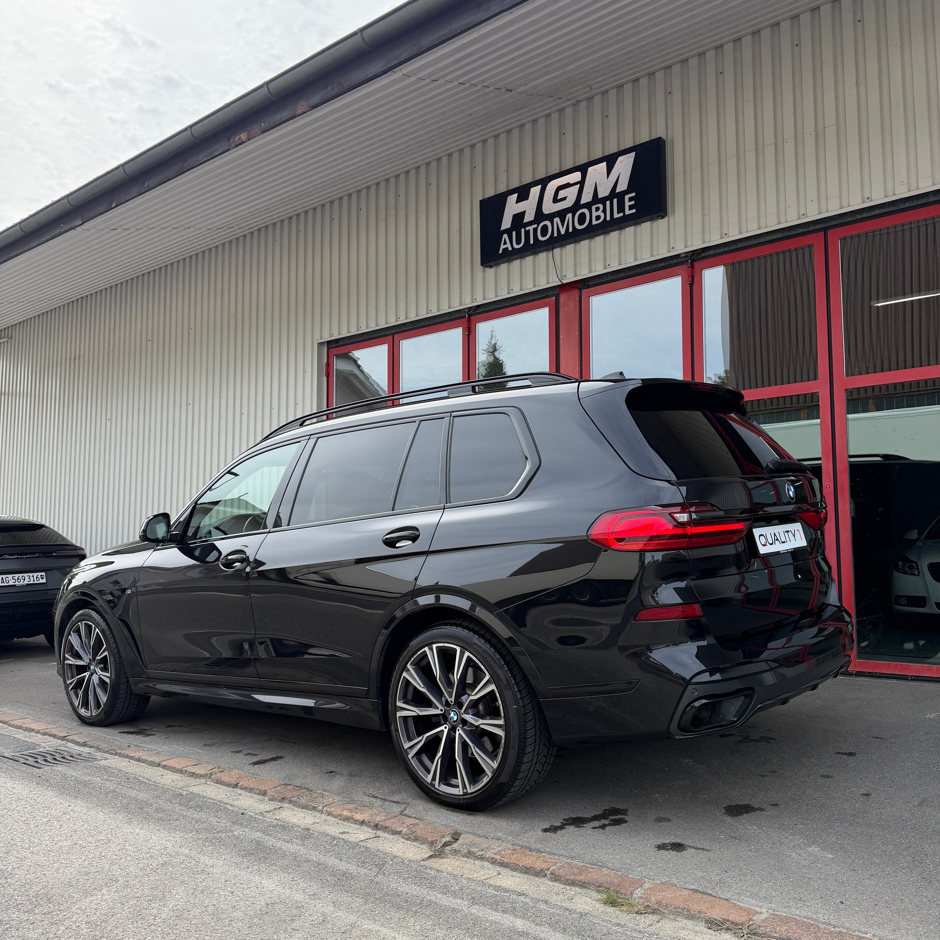 BMW X7 xDrive 48V 40d Steptronic-image-4