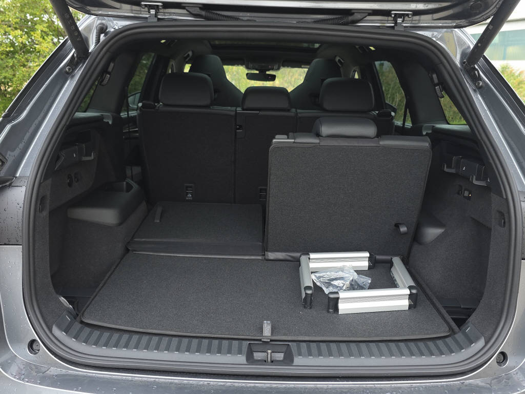 SKODA Kodiaq 2.0 TSI RS 4x4 /7-Plätzer-image-25
