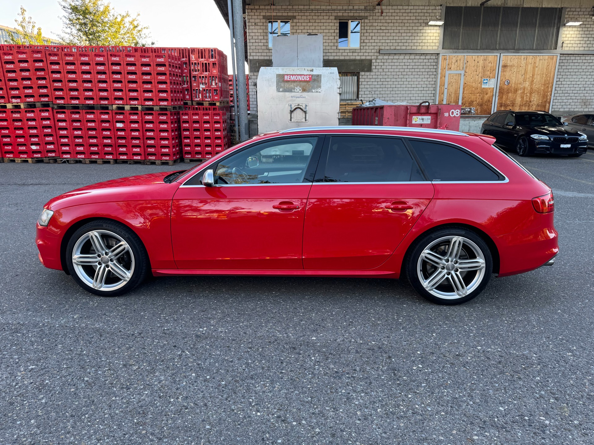 AUDI S4 Avant 3.0 TFSI quattro S-tronic-image-8