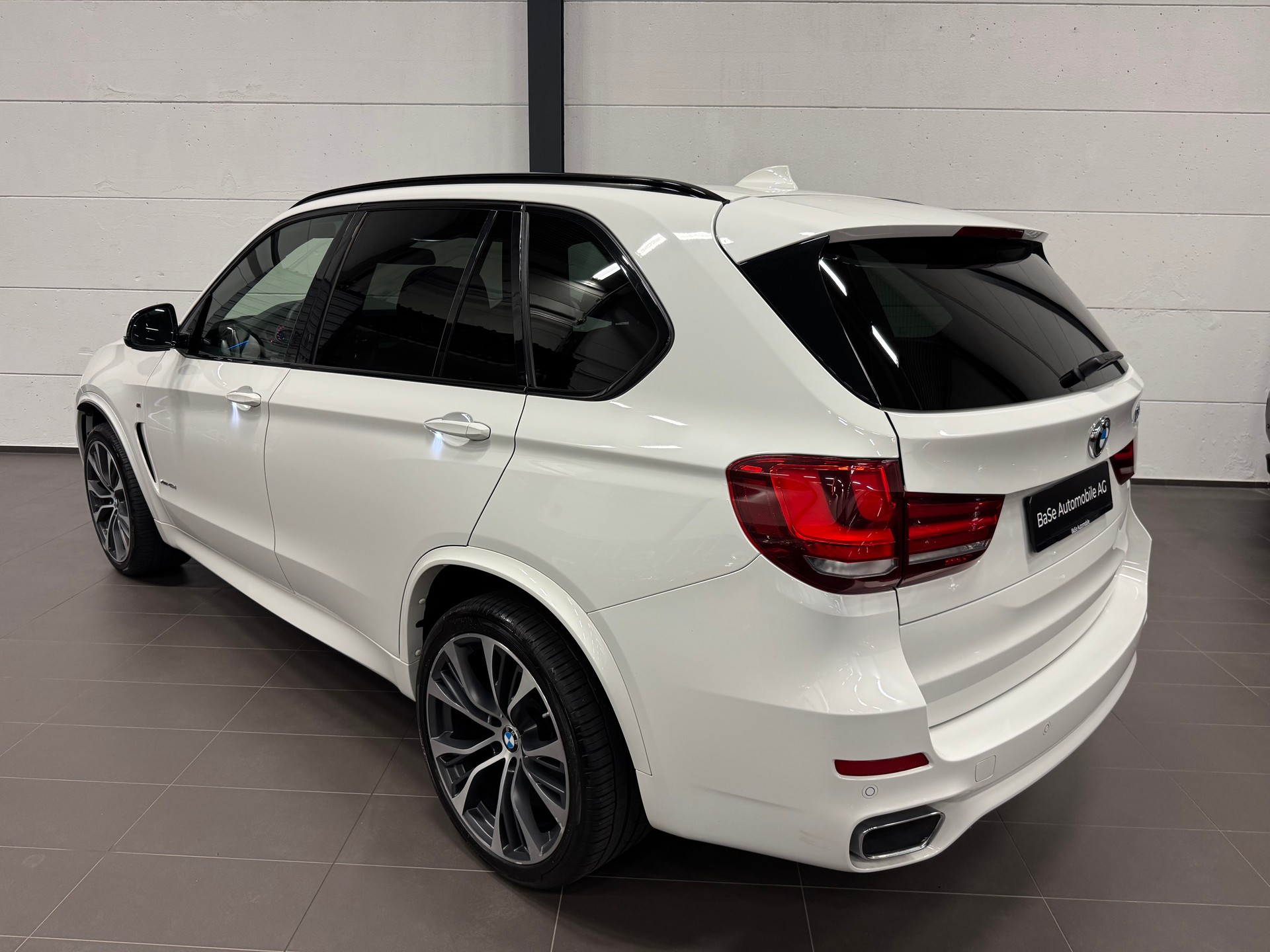 BMW X5 xDrive 40d Steptronic M Paket-image-12