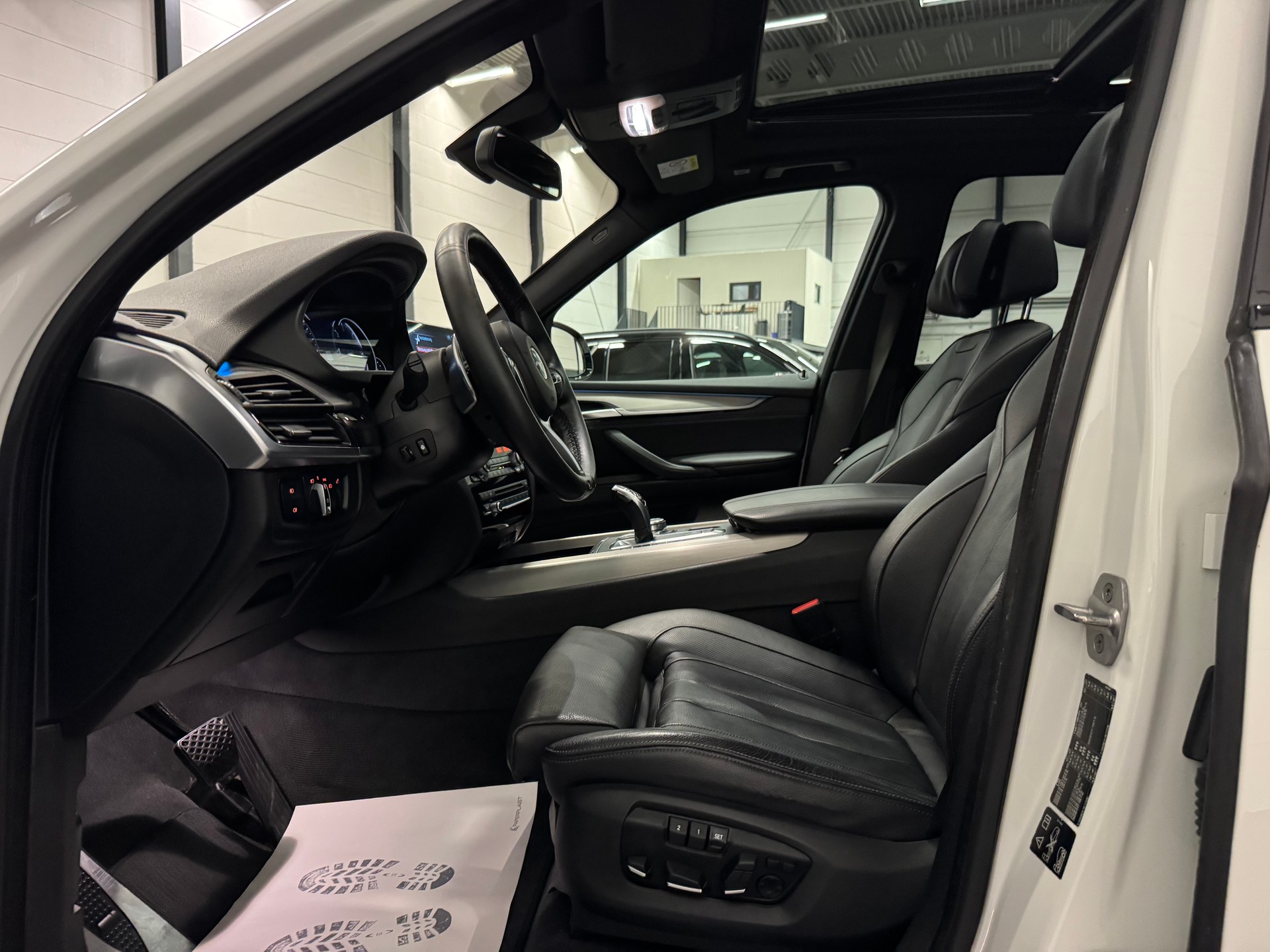 BMW X5 xDrive 40d Steptronic M Paket-image-17