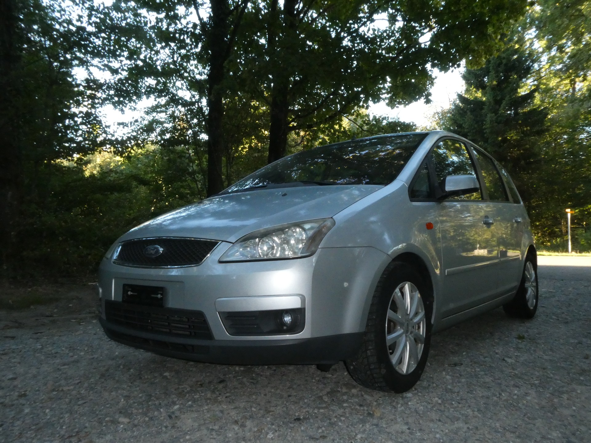 FORD Focus C-Max 1.8 Ambiente-image-1