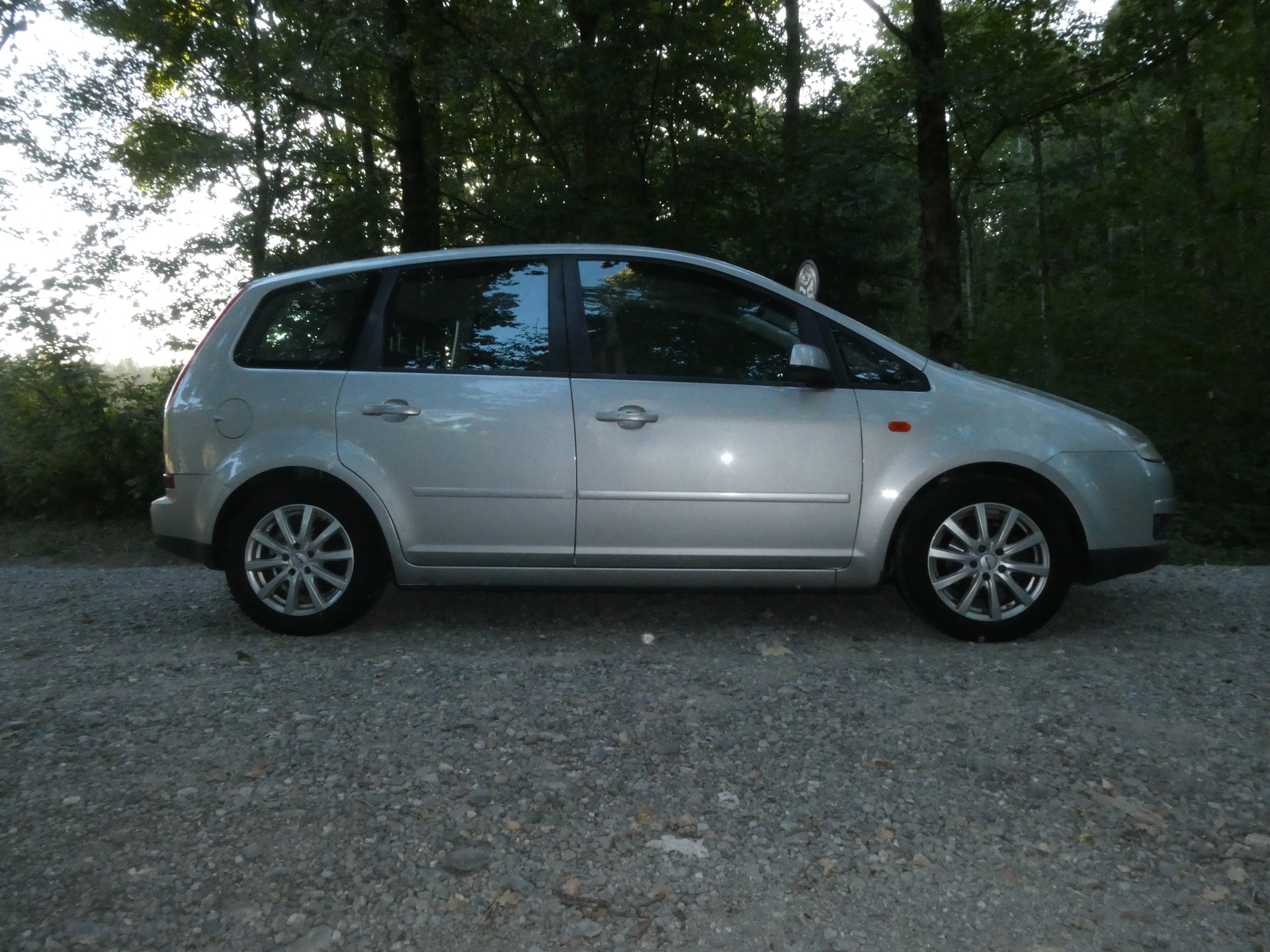 FORD Focus C-Max 1.8 Ambiente-image-5