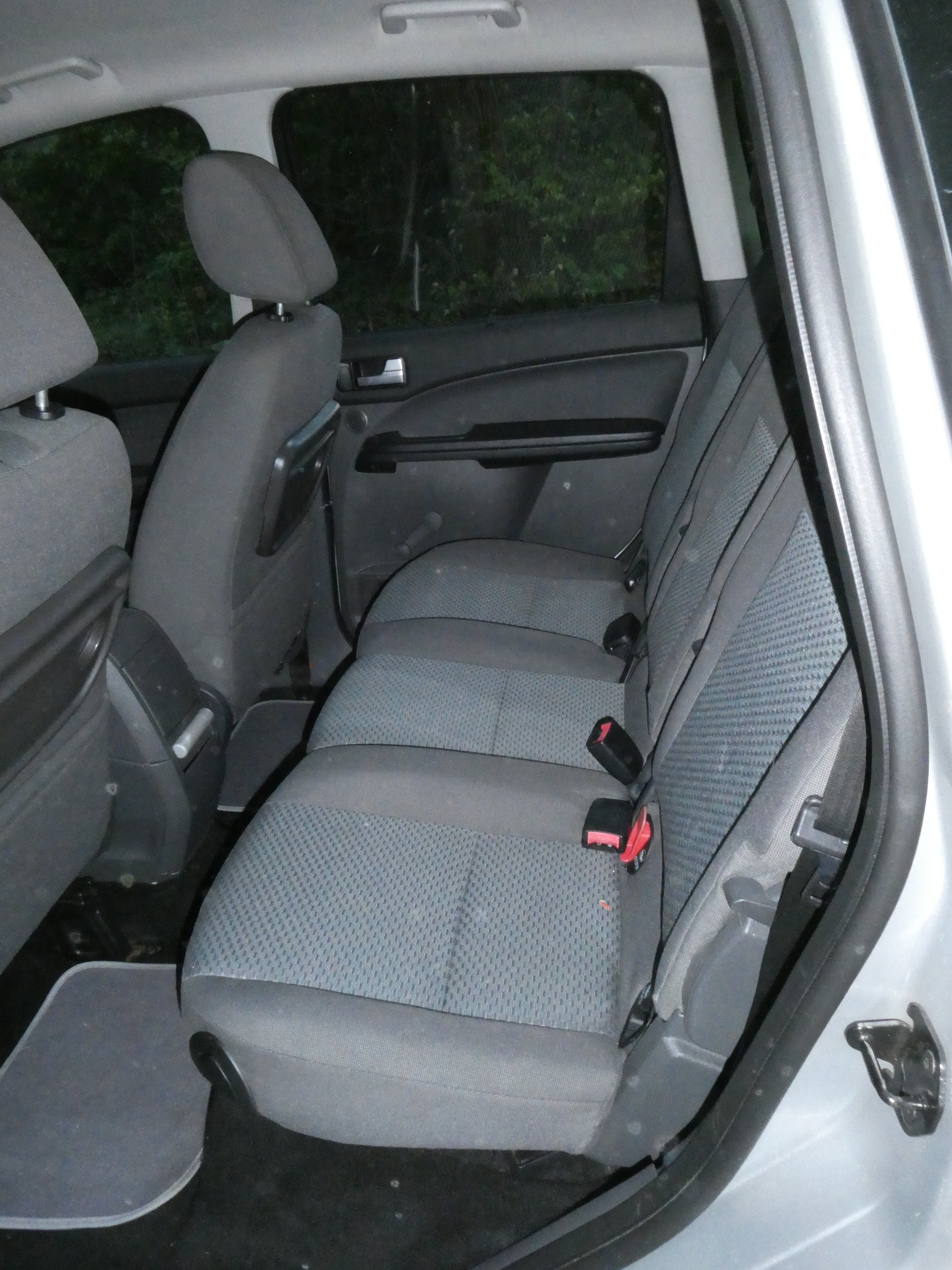 FORD Focus C-Max 1.8 Ambiente-image-10