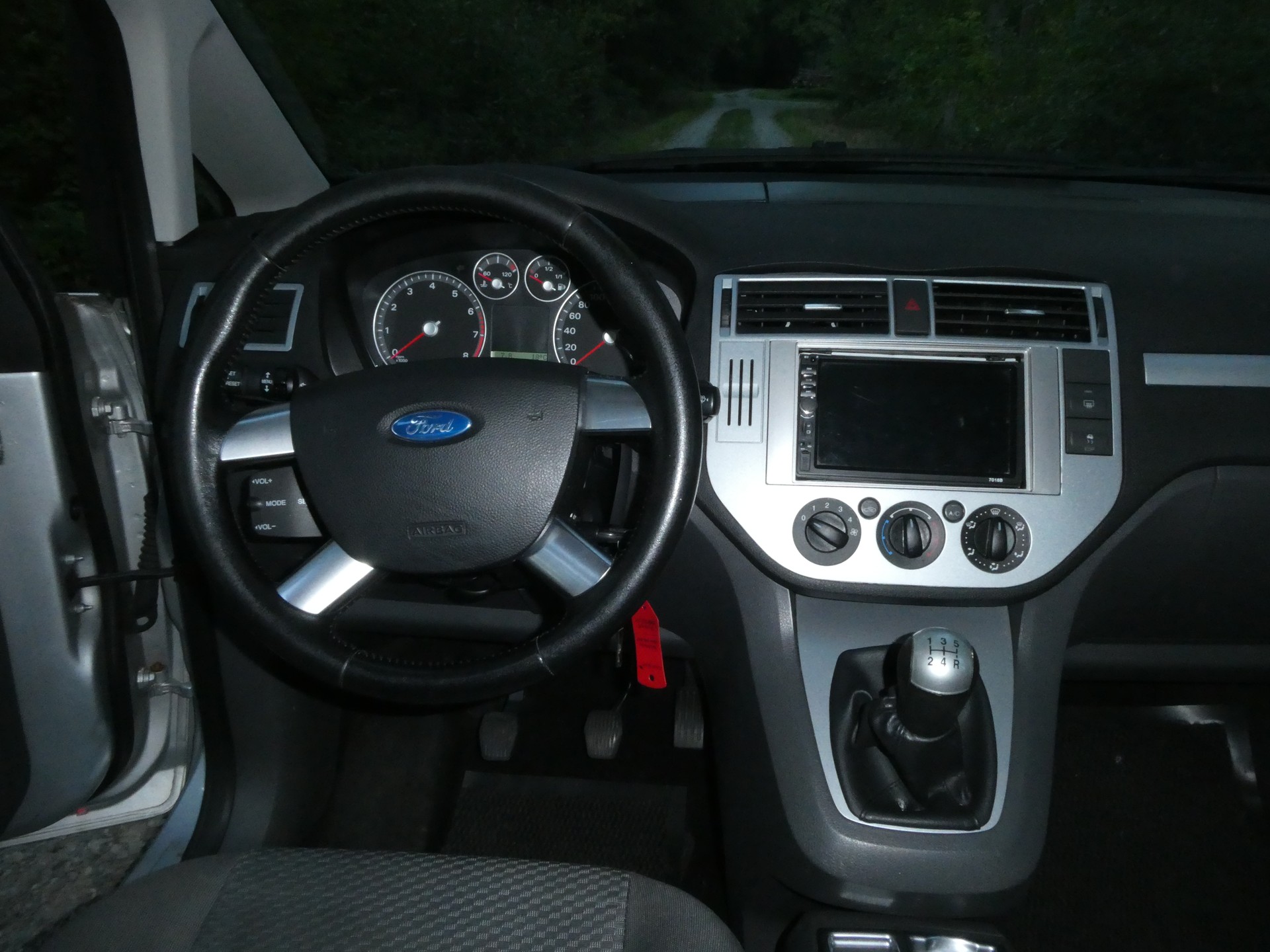 FORD Focus C-Max 1.8 Ambiente-image-11